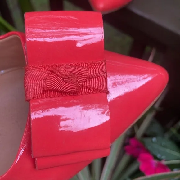 J crew factory Women's Vibrant coral yl  Bow Flats - Picture 5 of 5